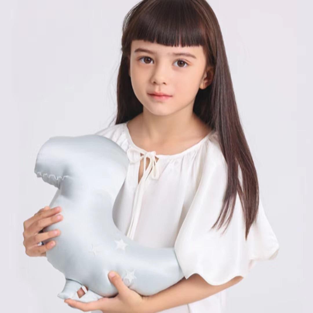 女の子用バットスリーブ（翼型袖）ナイトドレス