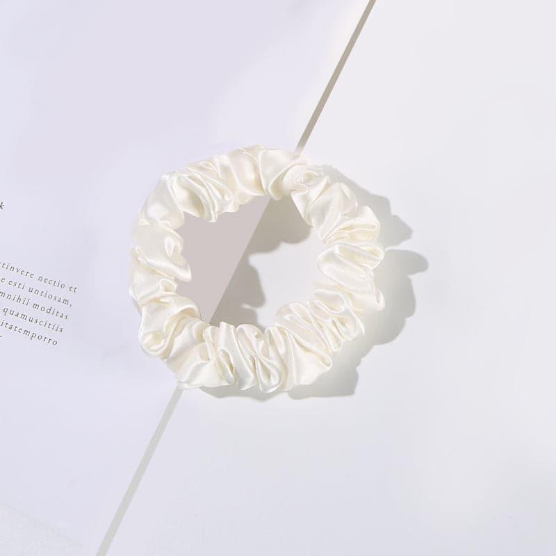 22モメ 2.5cm シルクヘアループシュシュ 4個セット