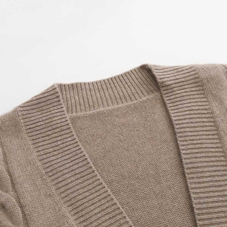 ミディアム丈のカシミヤカーディガン