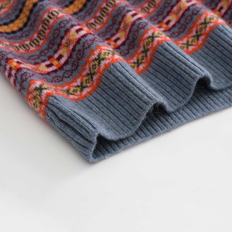 ストライプ柄ラウンドカラーカシミヤセーター